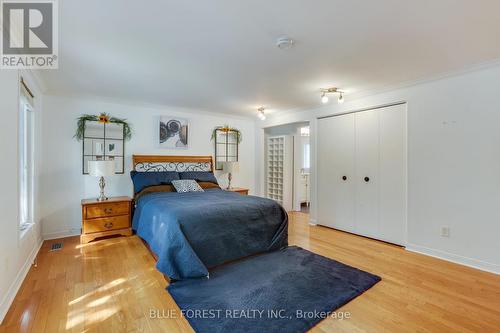 12 Somerset Crescent, London, ON - Indoor Photo Showing Bedroom