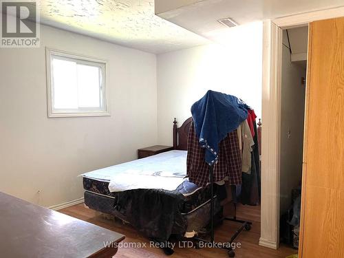 495 Grandview Road, Fort Erie (334 - Crescent Park), ON - Indoor Photo Showing Bedroom