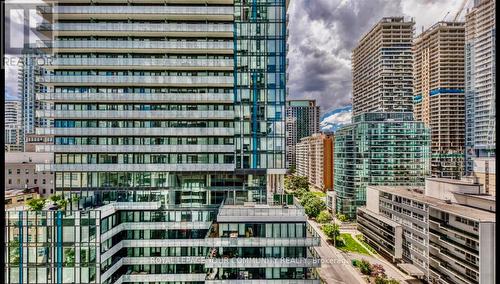 409 - 185 Roehampton Avenue, Toronto, ON - Outdoor With Balcony With Facade