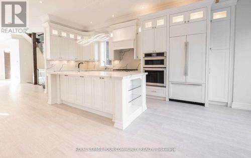 380 Roehampton Avenue, Toronto, ON - Indoor Photo Showing Kitchen