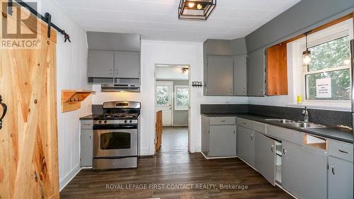 301 Fourth Street, Midland, ON - Indoor Photo Showing Kitchen With Double Sink