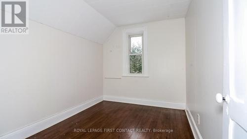 301 Fourth Street, Midland, ON - Indoor Photo Showing Other Room