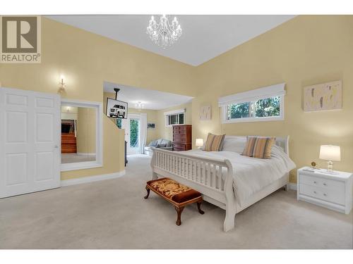 3164 Fairmont Road, North Vancouver, BC - Indoor Photo Showing Bedroom