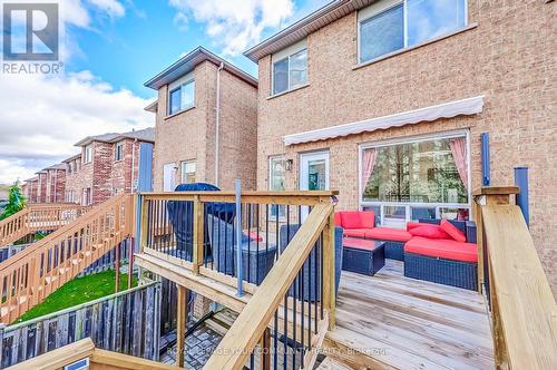 93 Revelstoke Crescent, Richmond Hill, ON - Outdoor With Deck Patio Veranda With Exterior