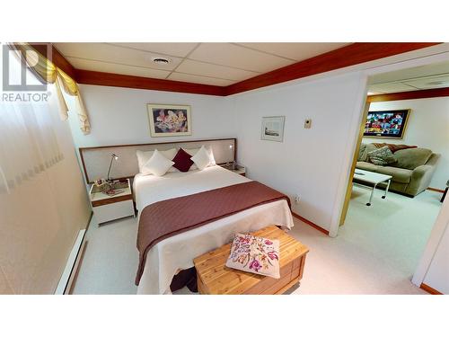 600 16Th Avenue S, Cranbrook, BC - Indoor Photo Showing Bedroom