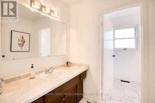 69 Royal Orchard Boulevard, Markham, ON - Indoor Photo Showing Bathroom