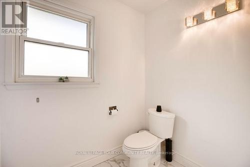 69 Royal Orchard Boulevard, Markham, ON - Indoor Photo Showing Bathroom