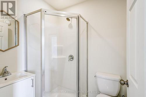 669 Prospect Road, Kawartha Lakes, ON - Indoor Photo Showing Bathroom