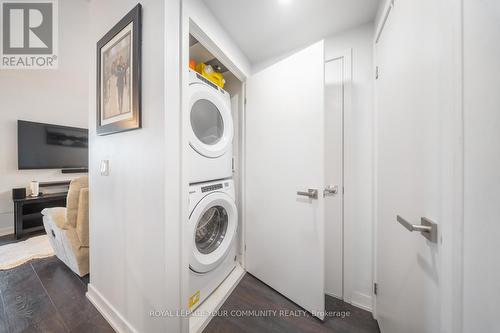 555 - 31 Tippet Road, Toronto, ON - Indoor Photo Showing Laundry Room