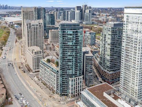 Uph07-600 Fleet St, Toronto, ON - Outdoor With Facade