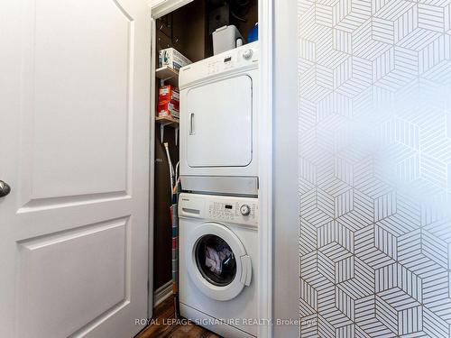 404-60 Gulliver Rd N, Toronto, ON - Indoor Photo Showing Laundry Room