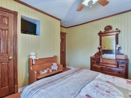 Chambre Ã  coucher principale - 921  - 923 Rue St-Isidore, Saint-Lin/Laurentides, QC - Indoor Photo Showing Bedroom