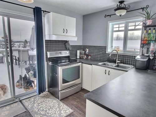 Cuisine - 9975 Boul. Témiscamingue, Rouyn-Noranda, QC - Indoor Photo Showing Kitchen With Double Sink