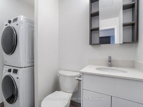 3110-60 Frederick St, Kitchener, ON - Indoor Photo Showing Laundry Room