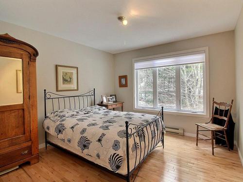 Master bedroom - 9 Av. Du Parc, Magog, QC - Indoor Photo Showing Bedroom