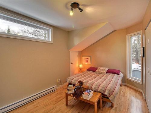 Bedroom - 9 Av. Du Parc, Magog, QC - Indoor Photo Showing Bedroom