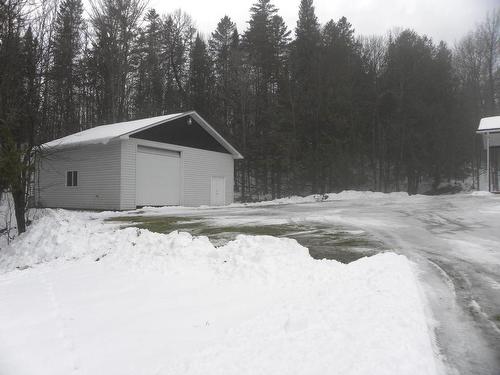 Garage - 215Z  - 215Bz Ch. De La Rivière-Gatineau, Sainte-Thérèse-De-La-Gatineau, QC 