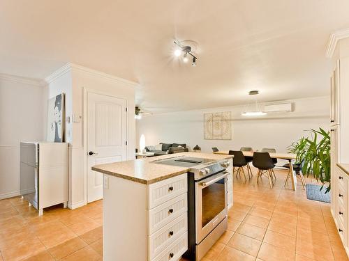 Cuisine - 92 Rue De Sherbrooke, Coaticook, QC - Indoor Photo Showing Kitchen