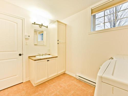 Salle de bains - 92 Rue De Sherbrooke, Coaticook, QC - Indoor