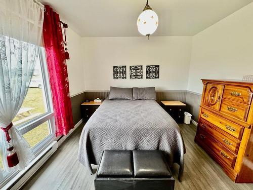 Bedroom - 59 Ch. Armand-Décoste, Les Îles-De-La-Madeleine, QC - Indoor Photo Showing Bedroom