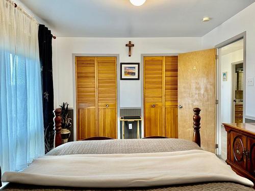 Bedroom - 59 Ch. Armand-Décoste, Les Îles-De-La-Madeleine, QC - Indoor Photo Showing Bedroom