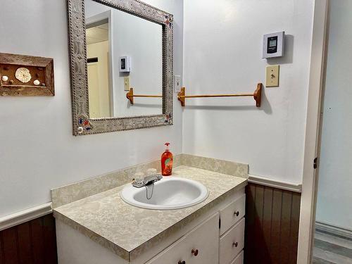 Basement - 59 Ch. Armand-Décoste, Les Îles-De-La-Madeleine, QC - Indoor Photo Showing Bathroom