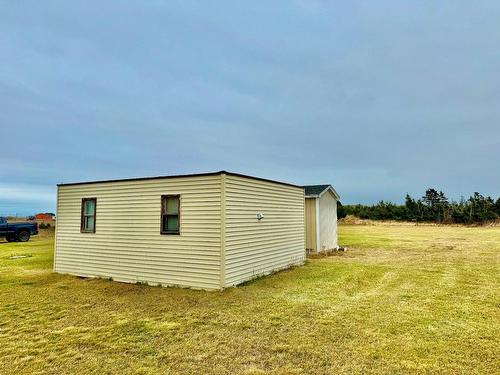 Dwelling - 59 Ch. Armand-Décoste, Les Îles-De-La-Madeleine, QC - Outdoor