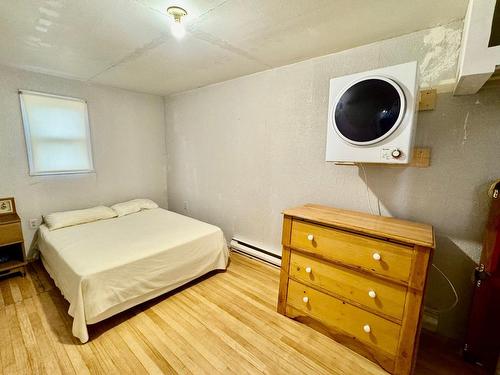 Dwelling - 59 Ch. Armand-Décoste, Les Îles-De-La-Madeleine, QC - Indoor Photo Showing Bedroom