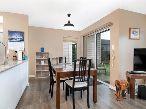 101-1111 Edgett Rd, Courtenay, BC - Indoor Photo Showing Dining Room