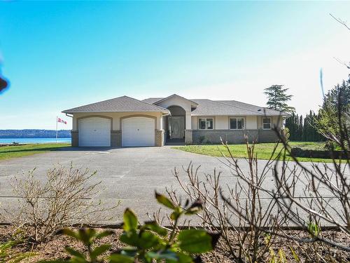 501 Arbutus Bay Rd, Fanny Bay, BC 