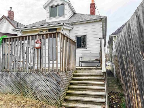 195 Secord Street, Thunder Bay, ON - Outdoor