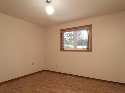 508 Black Bay Rd, Thunder Bay, ON - Indoor Photo Showing Other Room