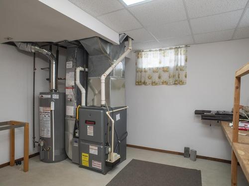 508 Black Bay Rd, Thunder Bay, ON - Indoor Photo Showing Basement