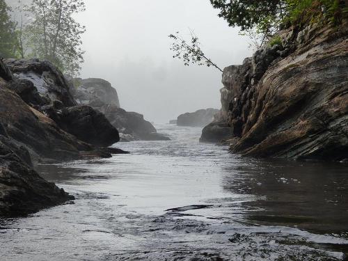 Vue sur l'eau - 211 Ch. De La Rivière-Gatineau, Sainte-Thérèse-De-La-Gatineau, QC 