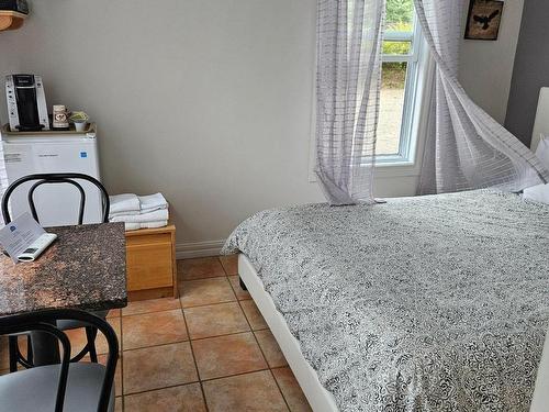 Chambre Ã Â coucher - 251  - 253 Rue Des Pionniers, Tadoussac, QC 