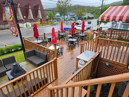 Terrasse - 251  - 253 Rue Des Pionniers, Tadoussac, QC 