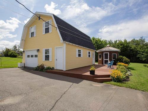 19 Beatons Lane, Springhill, NS 