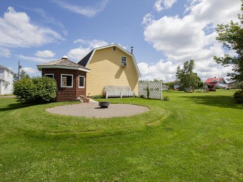 19 Beatons Lane, Springhill, NS 