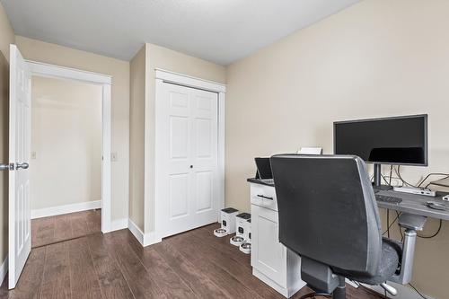 4504 Mcleery Road, Spallumcheen, BC - Indoor Photo Showing Office