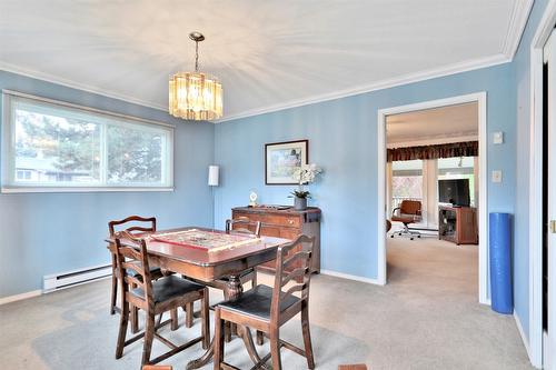 720 Josselyn Court, Kelowna, BC - Indoor Photo Showing Dining Room