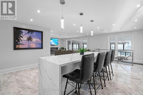 2993 Innisfil Beach Road, Innisfil, ON - Indoor Photo Showing Dining Room