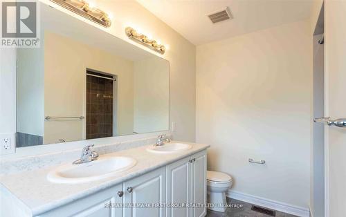 2454 Fashion Lane, Pickering, ON - Indoor Photo Showing Bathroom