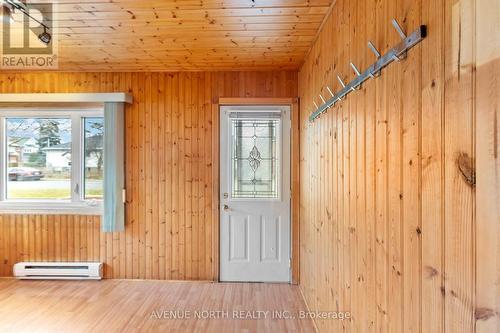 177 Compton Avenue, Ottawa, ON - Indoor Photo Showing Other Room