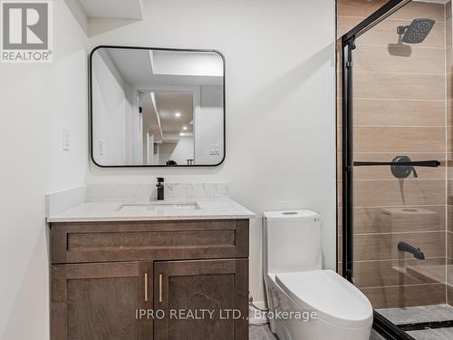 16 Camomile Street, Vaughan, ON - Indoor Photo Showing Bathroom