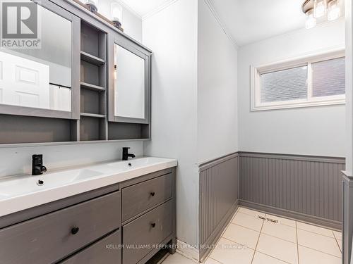 73 Dr. Jones Drive, King, ON - Indoor Photo Showing Bathroom