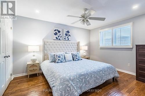 2446 Overton Drive, Burlington, ON - Indoor Photo Showing Bedroom