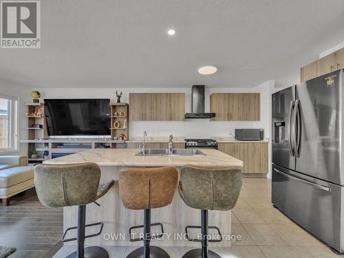 13 Shedrow Place, Kitchener, ON - Indoor Photo Showing Kitchen With Double Sink