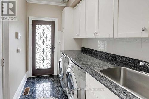 2 Mumberson Court, Markham, ON - Indoor Photo Showing Laundry Room