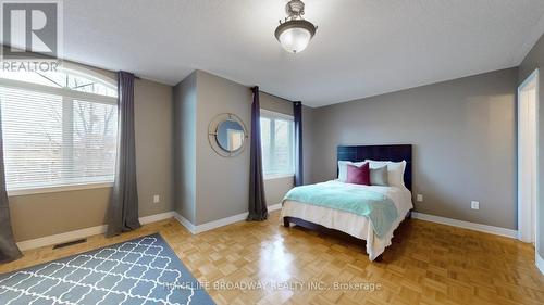 31 Corkwood Drive, Vaughan, ON - Indoor Photo Showing Bedroom