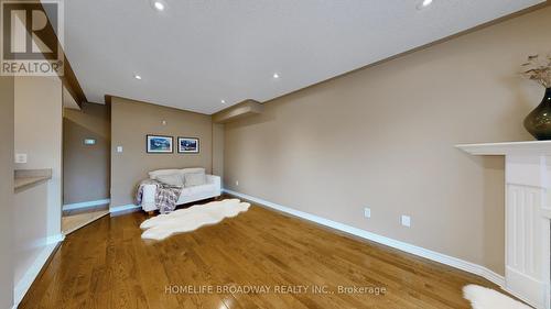 31 Corkwood Drive, Vaughan, ON - Indoor Photo Showing Other Room